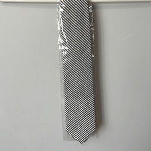 Seersucker tie from the Tie Bar NWT